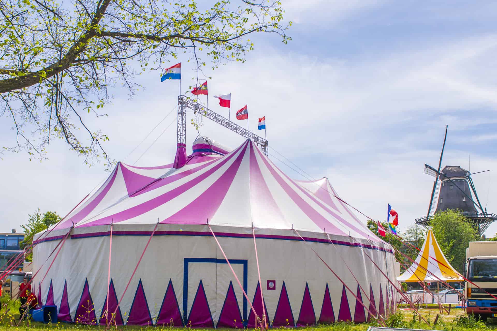 _MAG0673 kopie - Photographer_Piet-Hein_Out - T0031612574451 - wwwcircusphotographercom Magic Circus. Foto: Piet-Hein Out.